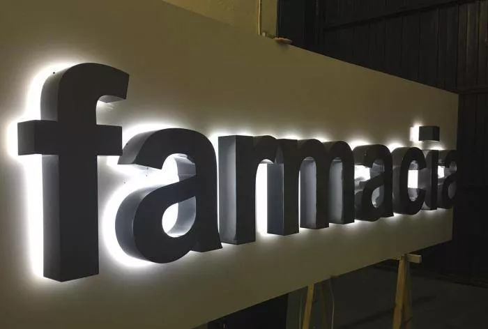 Letras corpóreas para fachadas